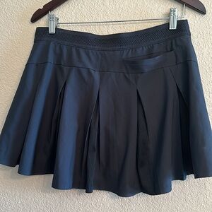 Nike Dry Fit size Med - black pleated 🎾 tennis skirt preppy pocket shorts under
